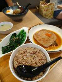 Classic Hakka Flavours in Every Bite