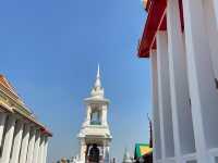วัดกัลยาณมิตร – ไหว้หลวงพ่อโต ขอพรเสริมสิริมงคล