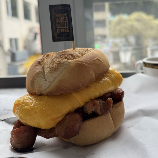 世記咖啡 (澳門半島店) - Shìjì Kāfēi (Àomén Bàndǎo Diàn) - Sei Kee Cafe (Macau Peninsula)