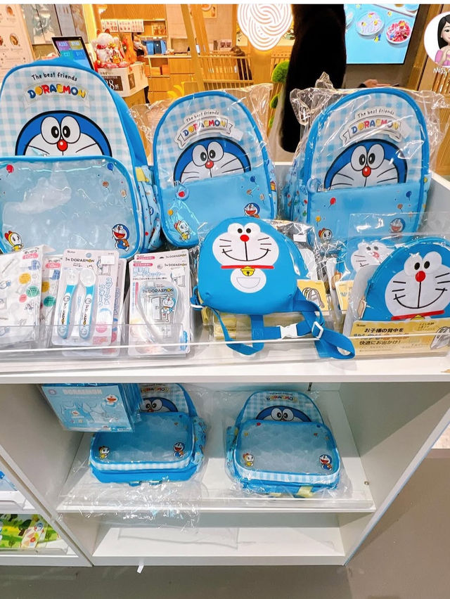 多啦A夢期間限定店