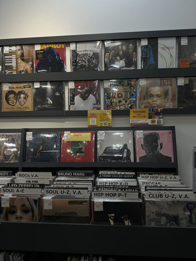 ซื้อแผ่นเสียง Tower records @Nagoya✨🇯🇵