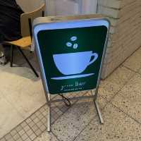 健康的なスムージーなどがいただけるカフェ