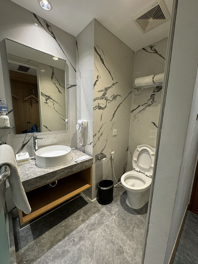 Where to stay in Holiday Inn Express Jakarta Matraman