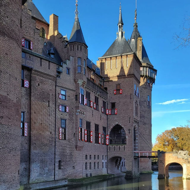 Castle De Haar: A Fairytale Fortress of Elegance and History