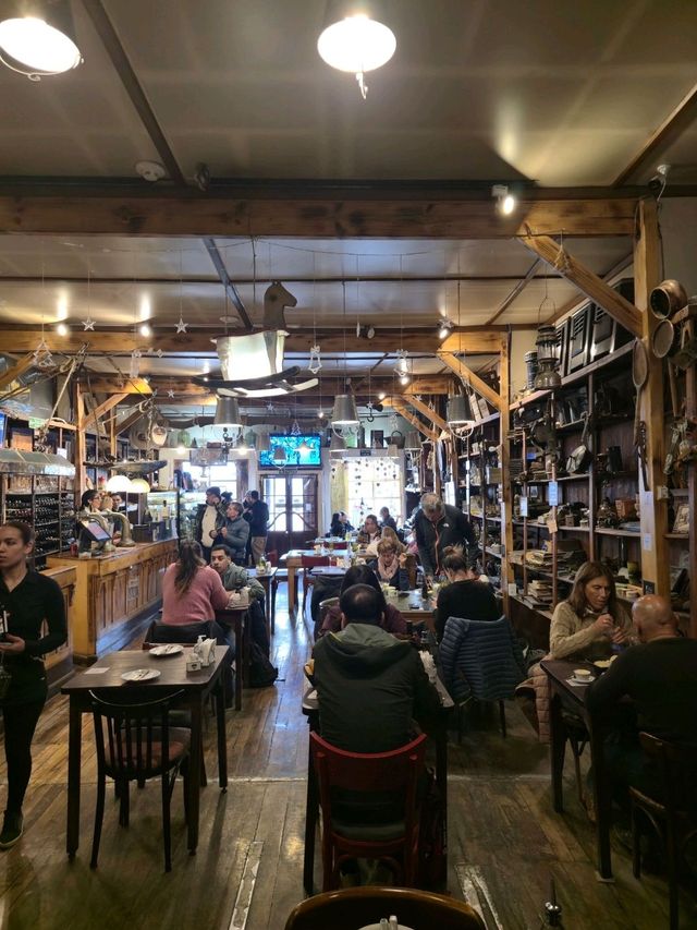 해외여행 우수아이아의 전통 카페 Ramos Generales El Almacén