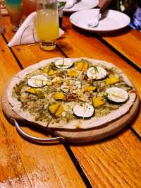🌴【Bohol 夜晚的微醺時光 · Lavara】🍕
