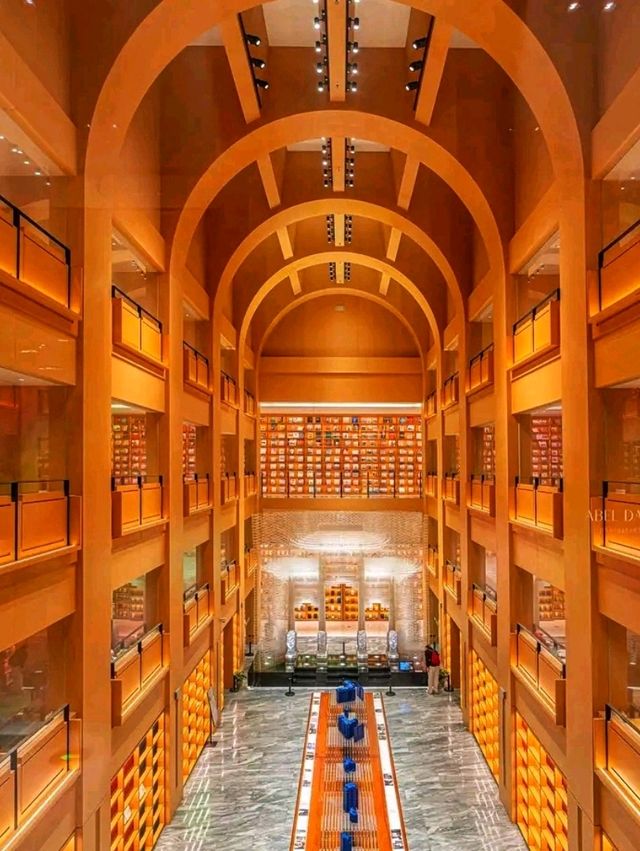 Zi-ka-wei Library & Xujiahui Cathedral – The Jesuit Legacy in the Heart of Shanghai