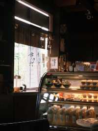 打破台南印象的甜點：幸の町的微苦系巧克力冰🍫