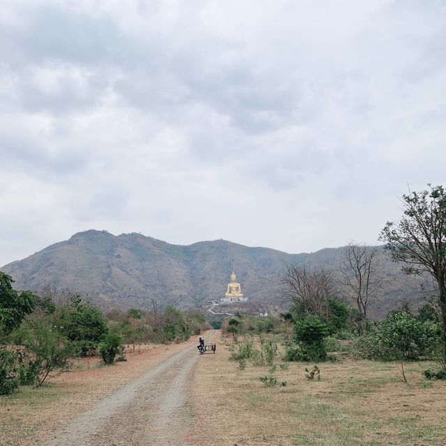 เขาวงพระจันทร์ ดุจสรวงสวรรค์ ด้วยบันได 3,790 ขั้น