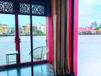 พาพัก Staycation ที่โรงแรมอัมแดงริเวอร์ไซต์