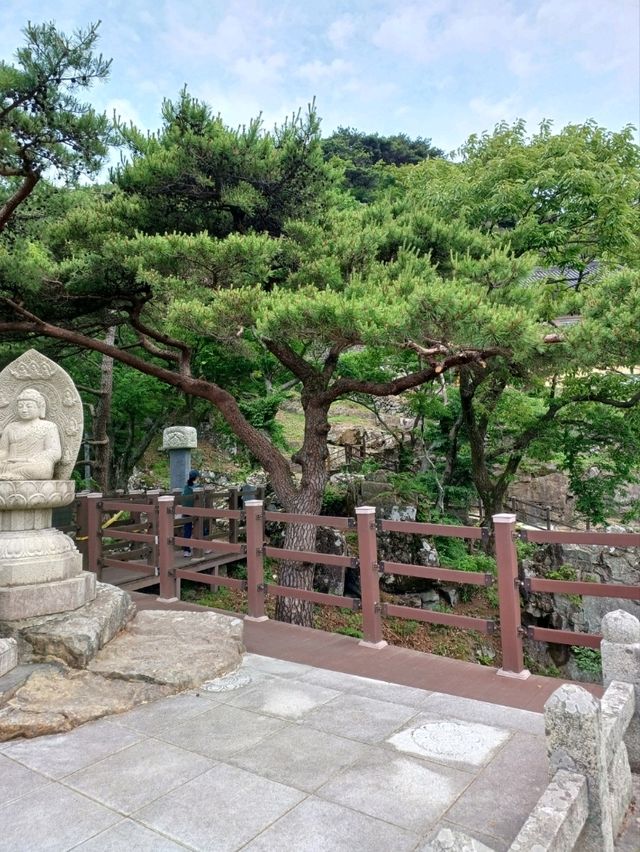 벼랑 끝 암자, 고성 문수암에서 만나는 절경 힐링