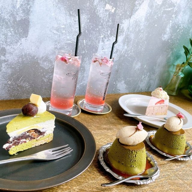 A WORKS CAFE