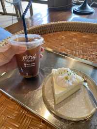 รีวิว: ศยามะ คาเฟ่ – คาเฟ่ริมน้ำอยุธยา 🥤✨