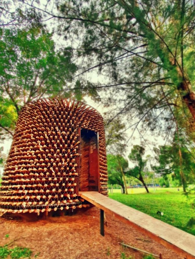 🚣‍♂️🌴 Lake Titiwangsa – Water Fun & Nature Vibes in the Heart of KL! 🌞🌊
