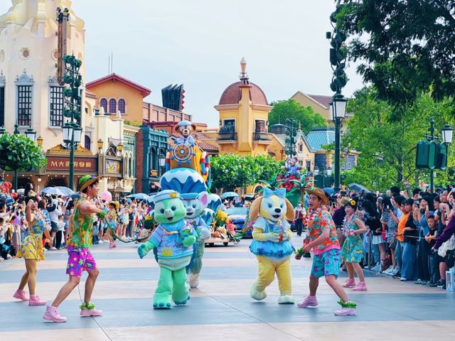 Magic for All Ages: Why Shanghai Disneyland Delights Kids and Adults Alike
