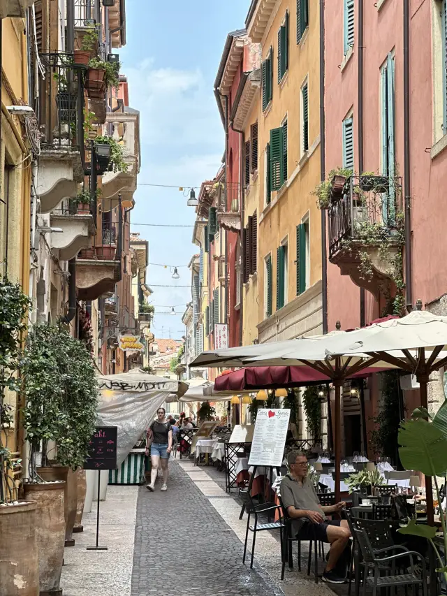 Fall in Love with Verona – The Romantic City of Italy 🇮🇹💫