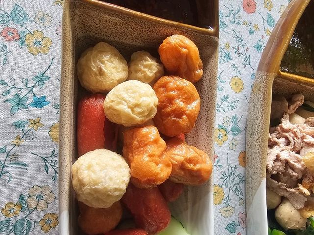 โกเหลียง ก๋วยเตี๋ยวเรือรังสิต ใกล้พระธาตุดอยคำ