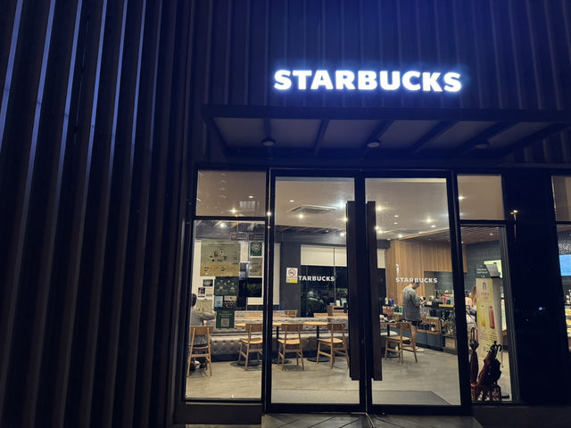 ☕ A Perfect Pit Stop – Starbucks Sunway Iskandar DT