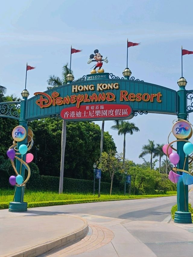 Stepping into a fairytale at Hong Kong Disneyland!