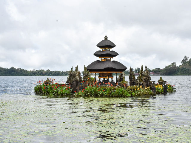 Pura Ulun Danu Bratan – A Serene Lake