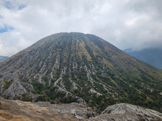 Heartbeat of the Earth - Bromo’s Crater 
