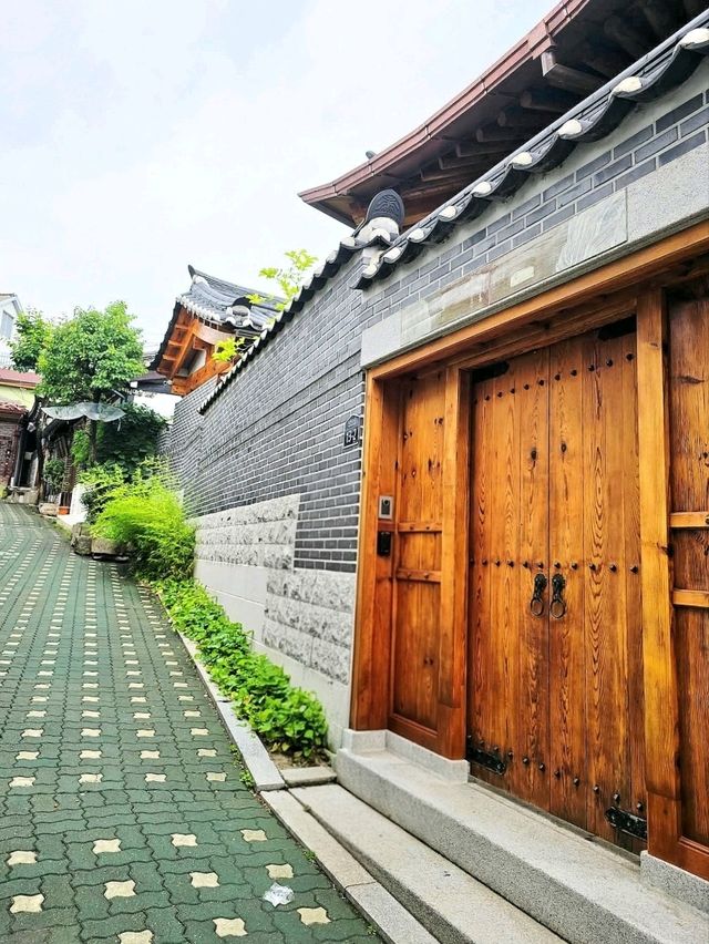 Wandering Through Bukchon Hanok Village