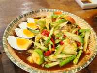 ส้มตำหัวไม้ Huamai Thai E-san เกาะหลีเป๊ะ 