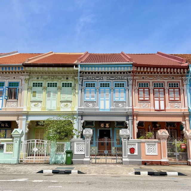 レトロとモダンが交差する、色彩の宝箱「Katong」へ🇸🇬