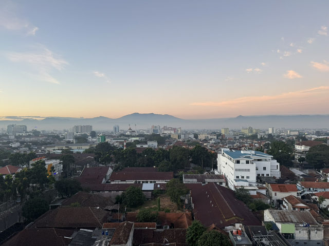 Where to stay at Bandung? Novotel Bandung-enjoy amazing mountain view from city center