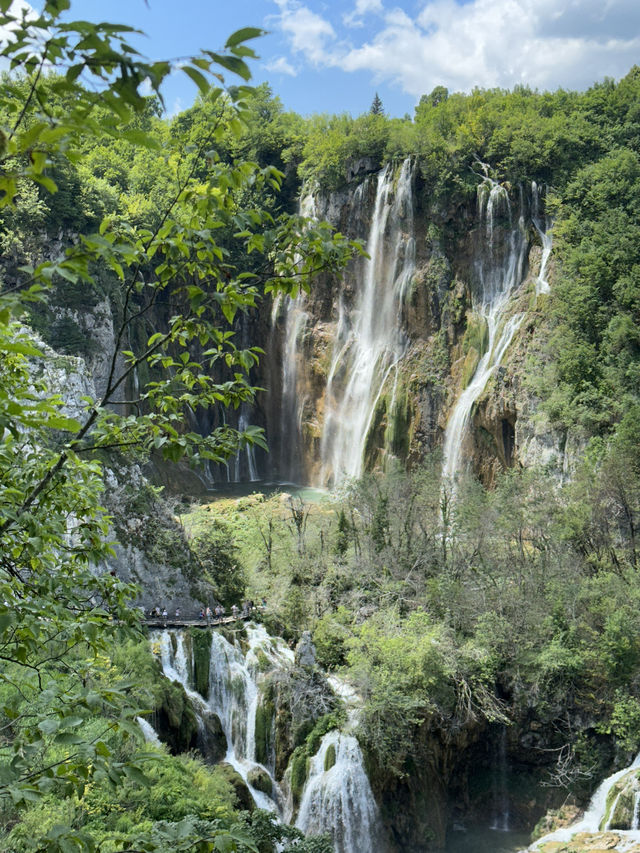 💦世界級瀑布夢境｜克羅埃西亞 Plitvice 湖群奇景