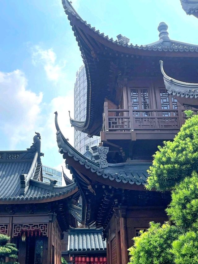Zen in the City: A Temple of Timeless Design