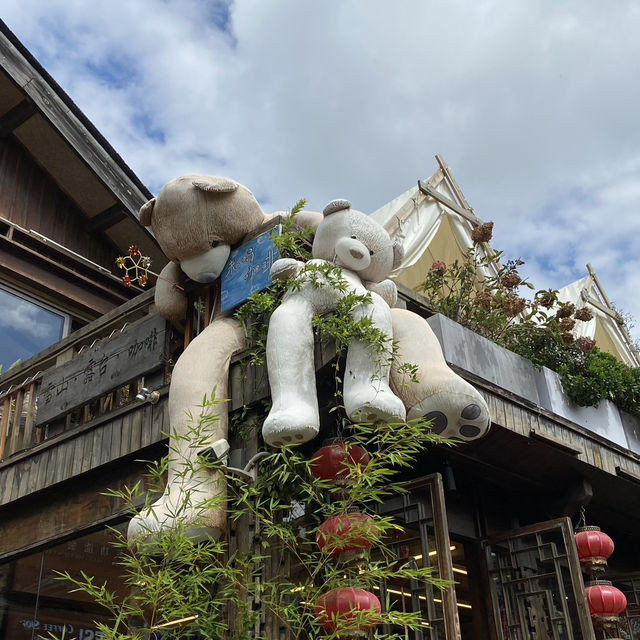 The Charm of the Quieter Side of Lijiang The Charm of the Quieter Side of Lijiang