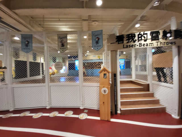 萌力全開的棒球時光——桃園名人堂花園酒店「史努比棒球館」