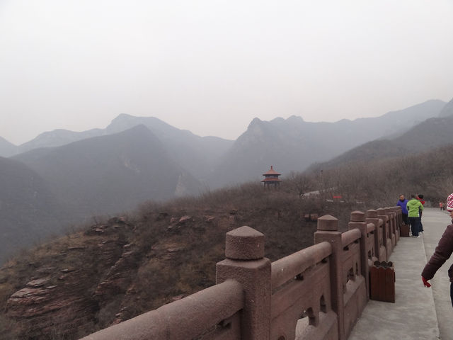 The Silent Narrative of the Taihang Sky Spine: How to Hear the Echoes of High Tang in the Mist