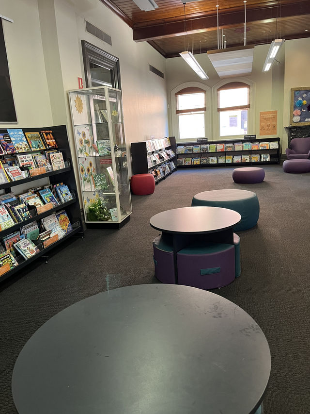 フィッツロイ図書館 📚✨