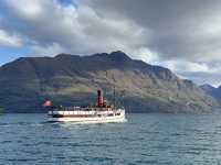 紐西蘭旅遊景點—🌳 Earnslaw Park｜皇后鎮湖畔的悠閒角落