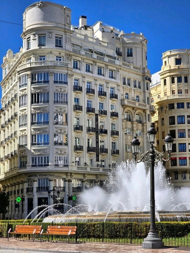Marvelous Valencia: Where History Meets the Future ✨ Marvelous Valencia: Where History Meets the Future ✨