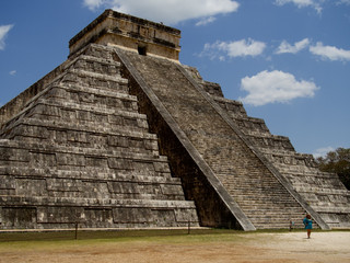 Exploring the Mayan Ruins | Chichen Itza, Mexico