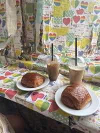 The Note Coffee: Hanoi’s Most Colorful Café 💌☕