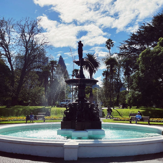 🌳 Albert Park, Auckland: Where Victorian Gardens Meet Urban Serenity! 🏙️