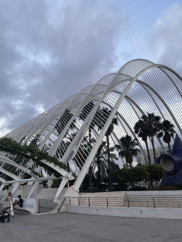 🇪🇸 발렌시아 에미스페릭 후기: 미래적인 '눈' 속의 경이로움 ✨