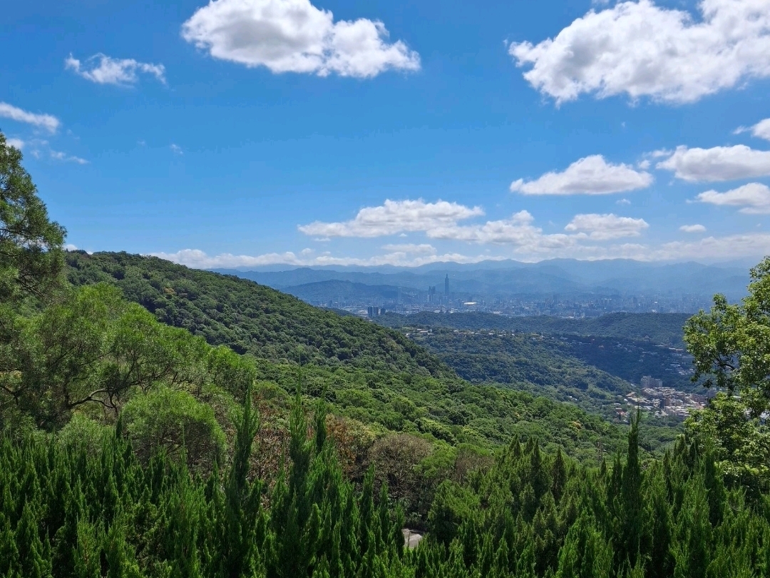 The Chinese Culture University Rear hill (CCU) in Beitou, Taipei offers a stunning view as the university is nestled on the slopes of Yangmingshan, a mountainous area known for its lush greenery and beautiful natural scenery. From this vantage point, visitors can enjoy sweeping views of the surrounding Tienmu District and the Taipei basin below. The campus is adjacent to Yangmingshan National Park, providing fresh air, serene hiking trails, and a peaceful environment embraced by nature. The back area of CCU combines traditional Chinese architectural beauty with a tranquil landscape, making it a picturesque spot for students and visitors alike.
To get there from Taipei Main Station, the most convenient route involves taking the Taipei Metro. Start by boarding the Red Line (Tamsui-Xinyi Line) heading north to Shilin Station. From Shilin Station, transfer to a city bus or taxi heading uphill to CCU on Yangming Mountain, which is about a 45-minute journey. Alternatively, taking a direct bus from central Taipei can also provide access to the university, but the metro-bus combination is typically preferred for ease and frequency. The bus routes that service the area are equipped with stops close to the university entrance, making the final leg of the trip simple and scenic. #newtaipei #CCU #ccutaiwan #chineseculturaluniversity #Chineseculturaluniversityrearhill  #amazingccu #discovertaipei #travelers #travel #TravelinTaiwan #travelintaipei #everyonefollowers #everyonehighlights #everyone #EVERYBODY  #viralpost #viralpost2025 #trendingnow #Taiwan #Formosa #trendingreel #viralvideochallenge                