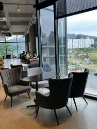 여유가 머무는 따뜻한 브런치 타임💚🌼