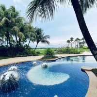 Forest City Golf Hotel: Your Luxe Getaway in Nature 🌳⛳