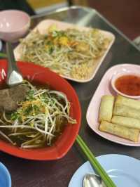 태둑 현지 식당 무드 10000% ‘드렁킨타이 사당점’🇹🇭