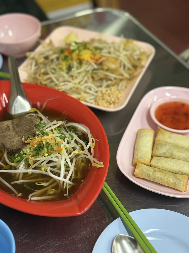 태둑 현지 식당 무드 10000% ‘드렁킨타이 사당점’🇹🇭 태둑 현지 식당 무드 10000% ‘드렁킨타이 사당점’🇹🇭