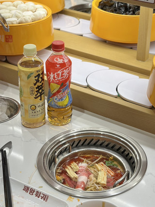 บุฟเฟ่ต์หม้อไฟแบบกินไม่อั้นที่สถานีกังนัม ไม่ต้องรอคิว?! ที่นี่สุดยอดมาก!