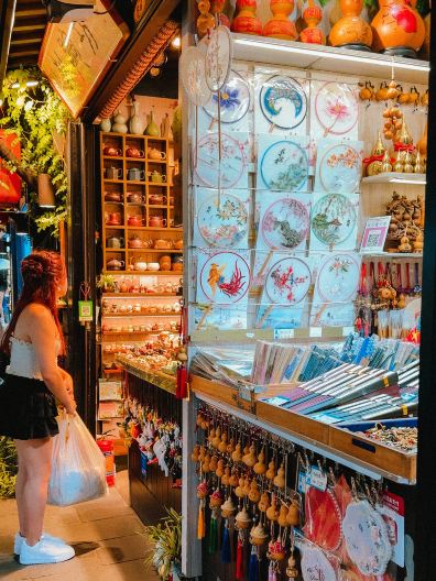 Where to find souvenir gifts in Hangzhou | Trip.com Hangzhou