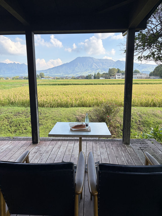 【熊本】阿蘇五岳を見渡せる絶景カフェ