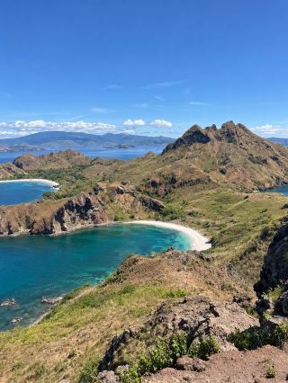🌴 Flores Island, Indonesia 🇮🇩 | A natural paradise you must visit at least once!